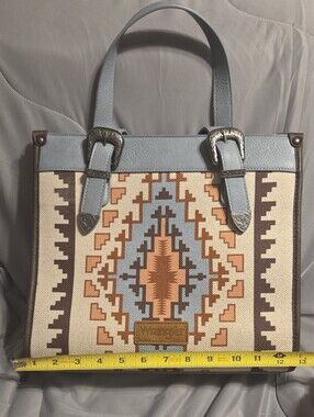 Wrangler Geometric Tote in Light Blue, Tan and Brown EUC